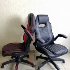 Кресло геймерское Barneo K-37 (черная кожа серые вставки) в Урае - uray.mebel24.online | фото 3