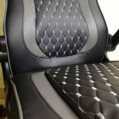 Кресло геймерское Barneo K-37 (черная кожа серые вставки) в Урае - uray.mebel24.online | фото 2