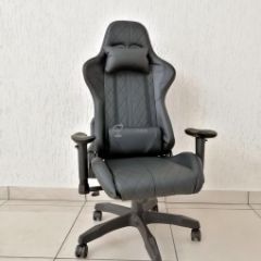 Кресло геймерское Barneo K-52 (черная экокожа черные вставки) в Урае - uray.mebel24.online | фото
