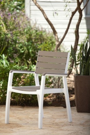 Стул c подлокотниками Гармония (Harmony armchair) белый-капучино в Урае - uray.mebel24.online | фото 1